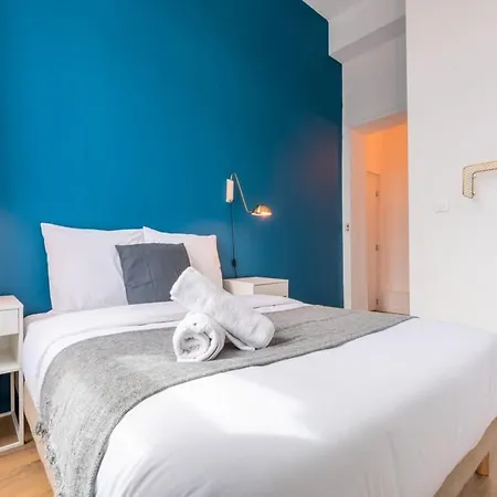 Centre - Private With Bathroom